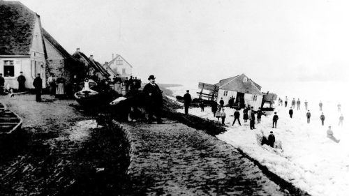 Rheinmühle bei Eis auf dem Rhein, Nackenheim 1890